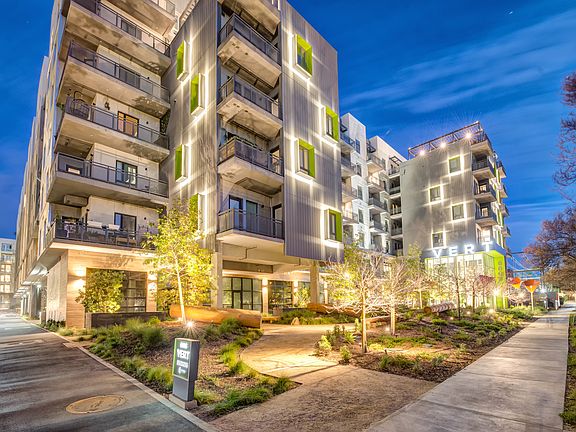 2nd image of 6606 N Variel Ave #239