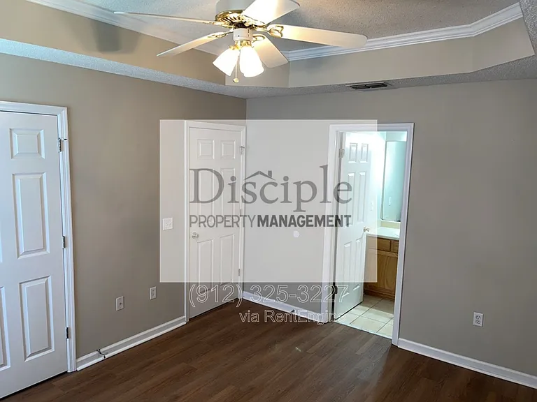 22 E Dubois St #8B — Photo 13