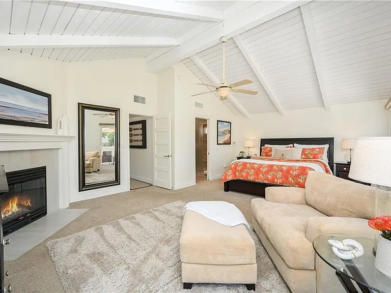 24472 Overlake Dr — Photo 24