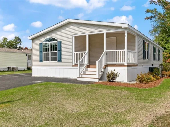 22 Marigold Road, Salem, NH 03079