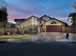 239 La Barranca Dr, Solana Beach, CA 92075