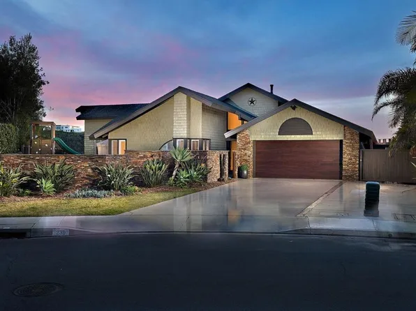 239 La Barranca Dr, Solana Beach, CA 92075