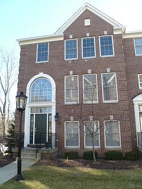 1st image of 8631 Meridian Square Dr