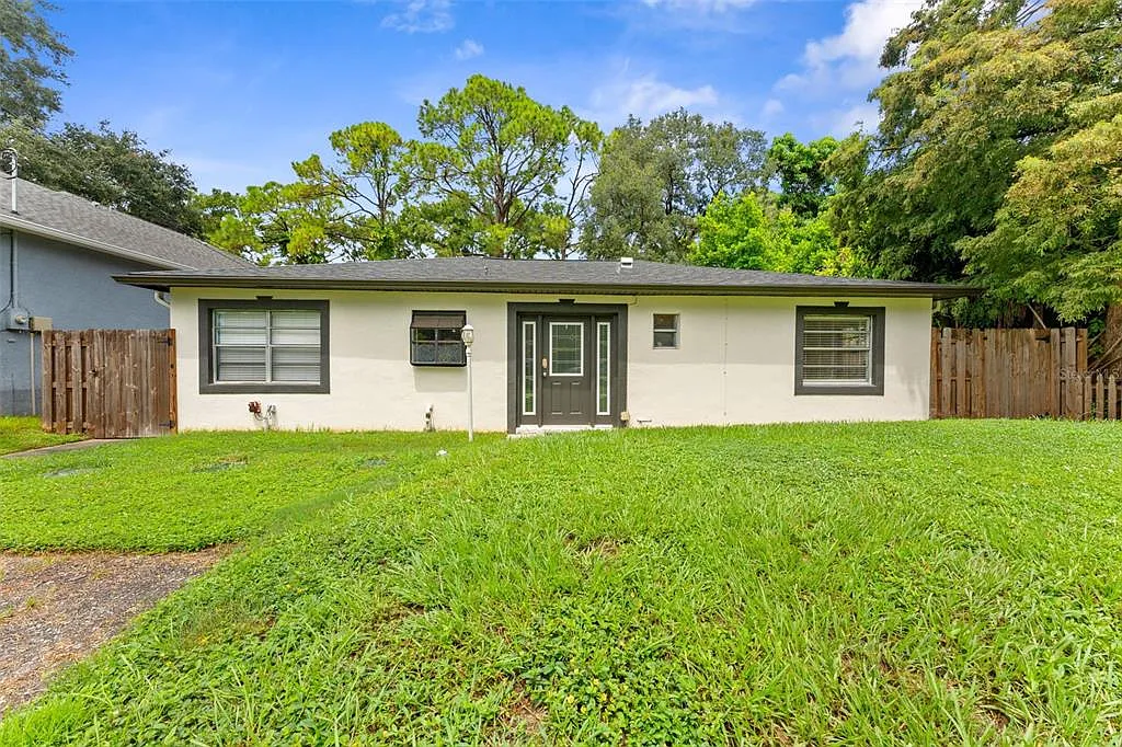 3 bed, 2.0 bath, 1536 sqft, $2,700 — Photo 1