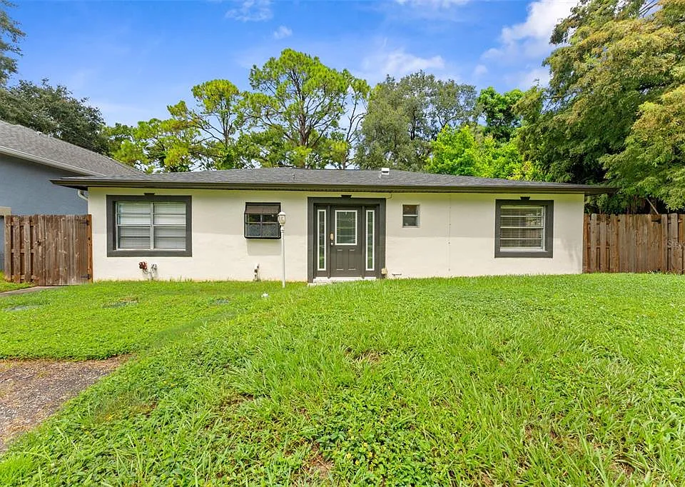 7327 Winchester Dr