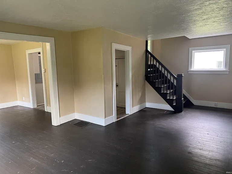 1134 N Johnson St — Photo 6