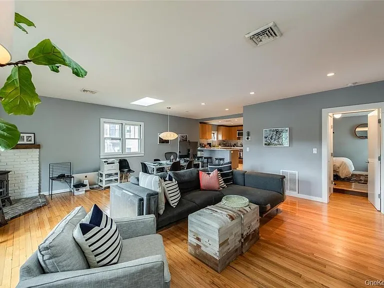 44 Main St #2 — Photo 16