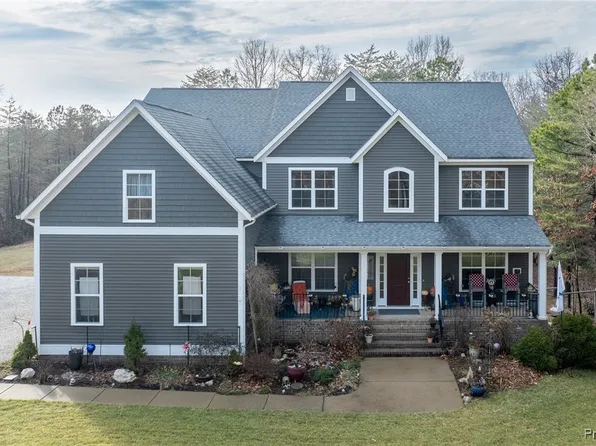 11581 Creeks Edge Rd, New Kent, VA 23124