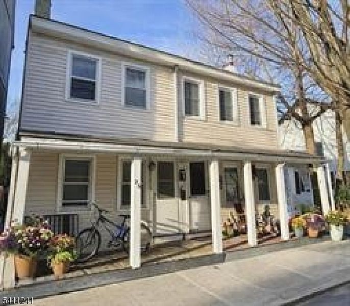 1st image of 26 Elm St