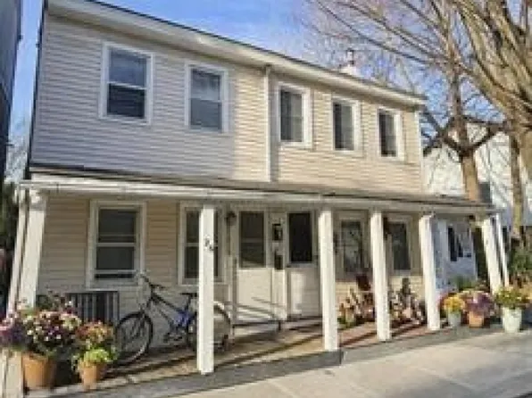 26 Elm St, Lambertville City, NJ 08530