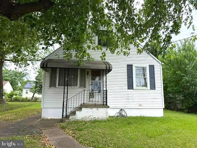1st image of 83 Wise Ave