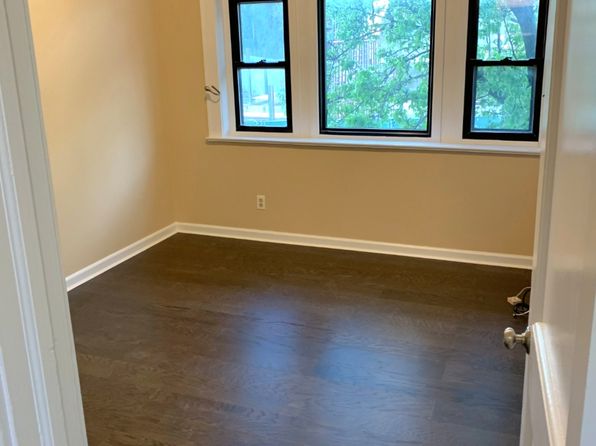 385 Bloomfield Ave APT 2