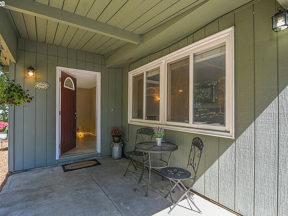 3rd image of 8909 NE 51st Ave