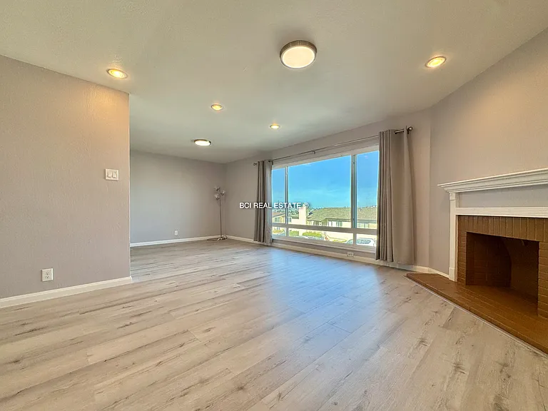 736 Higate Dr — Photo 4