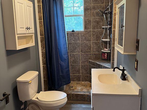 5th image of 429 Fairmont Ave