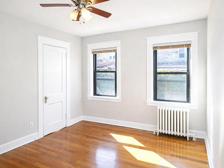 902 S Trenton Ave — Photo 5