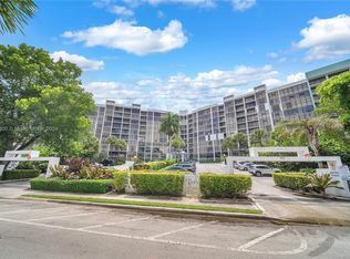 400 Leslie Dr APT 228, Hallandale Beach, FL 33009