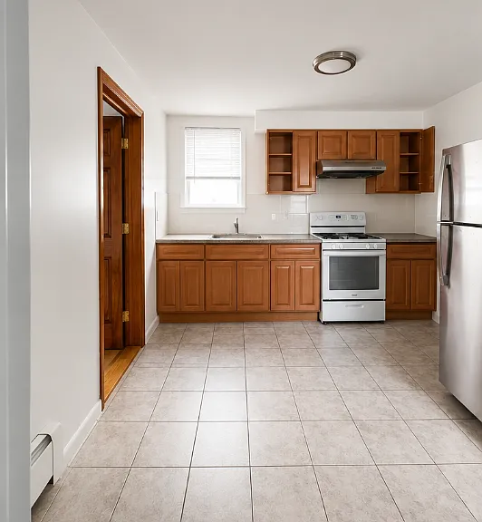 36 Butler Pl #UPPER FLOOR 2ND — Photo 2