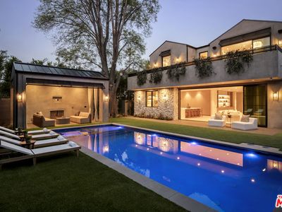4165 Nagle Ave, Sherman Oaks, CA, 91423