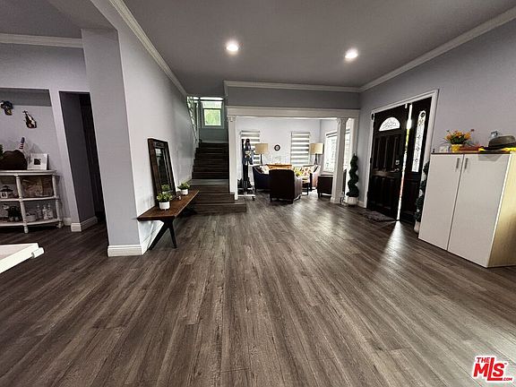 5th image of 741 Crenshaw Blvd