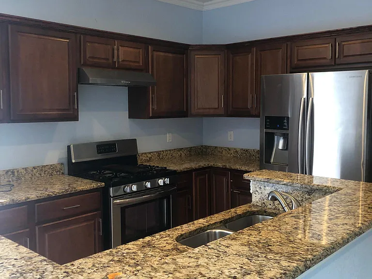1427 S Denley Dr — Photo 9