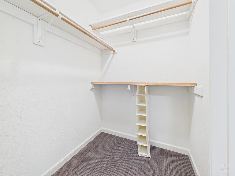 4409 Twisted Tree Dr — Photo 23