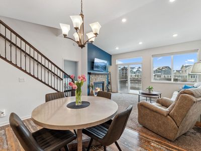 10866 Retreat Ln, Saint Paul, MN, 55129