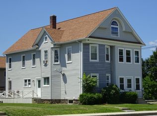 484 Burncoat St, Worcester, MA 01606
