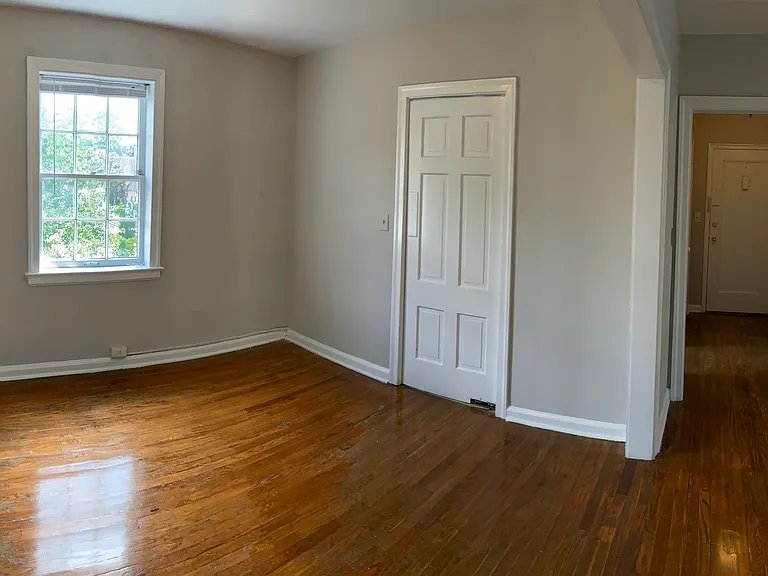 2848 Thornhill Rd — Photo 40