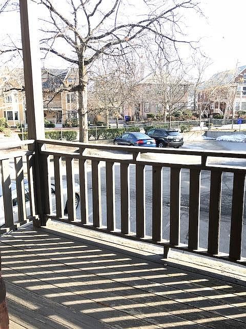 2nd image of 1126 Comm Ave APT 2