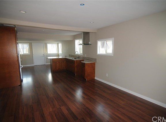 4th image of 747 E Nocta St