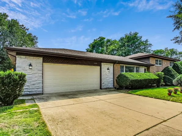 4425 Foster St, Skokie, IL 60076