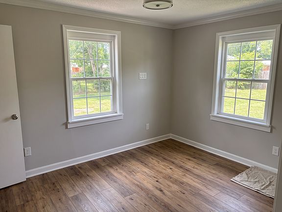 2nd image of 4487 Aline Rd