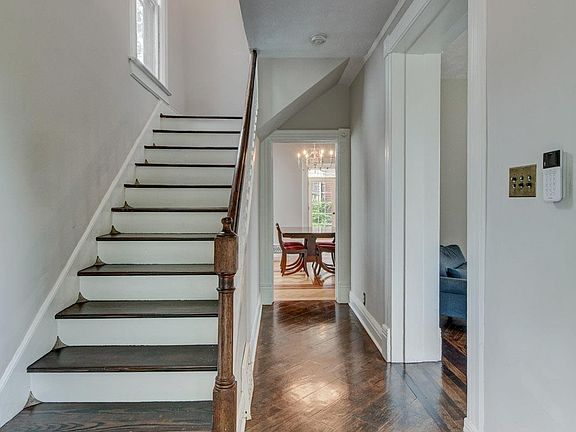 2nd image of 365 N 41st Ave