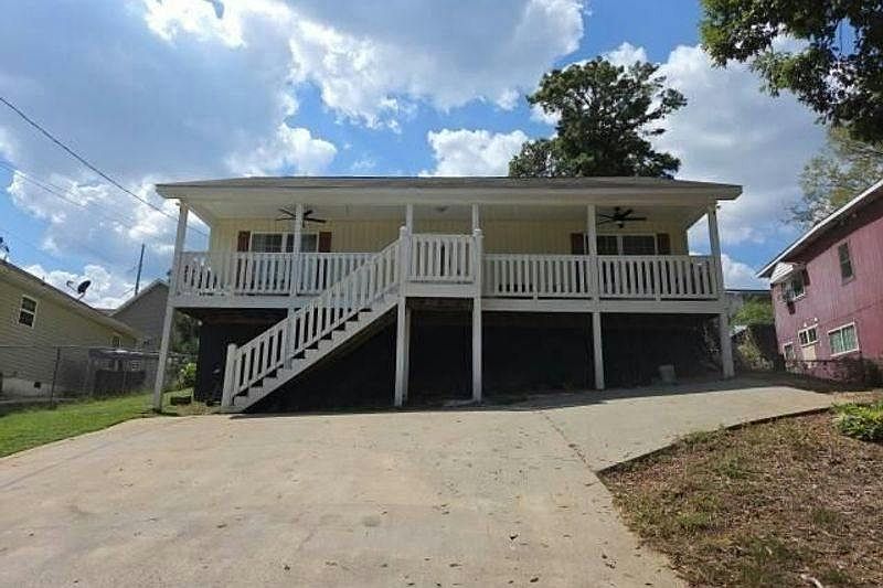 1st image of 303 Painter St