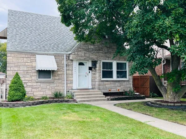 10551 S Kedzie Ave, Chicago, IL 60655