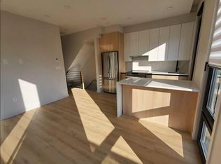 159 W 9th St #1A, Boston, MA 02127