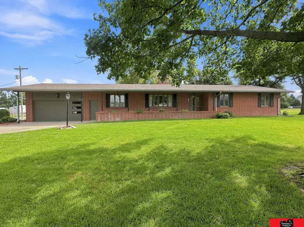 208 Oak St, Snyder, NE 68664