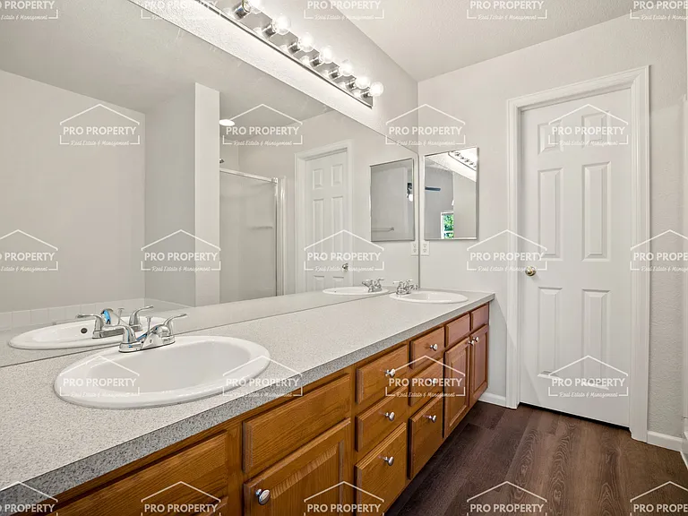 1945 Piney River Dr — Photo 18