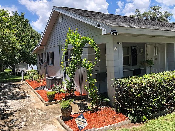 5th image of 1030 S Buena Vista Dr