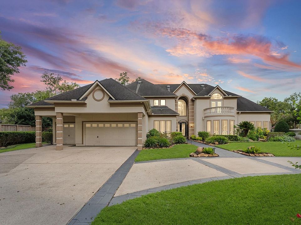 1st image of 1830 Forest Gate Dr