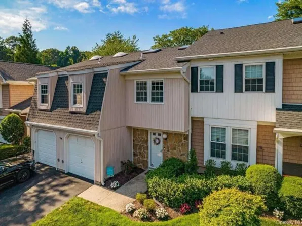 138 The Knl, Syosset, NY 11791