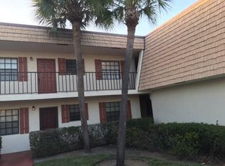 4664 Oak Terrace Dr, Greenacres, FL 33463