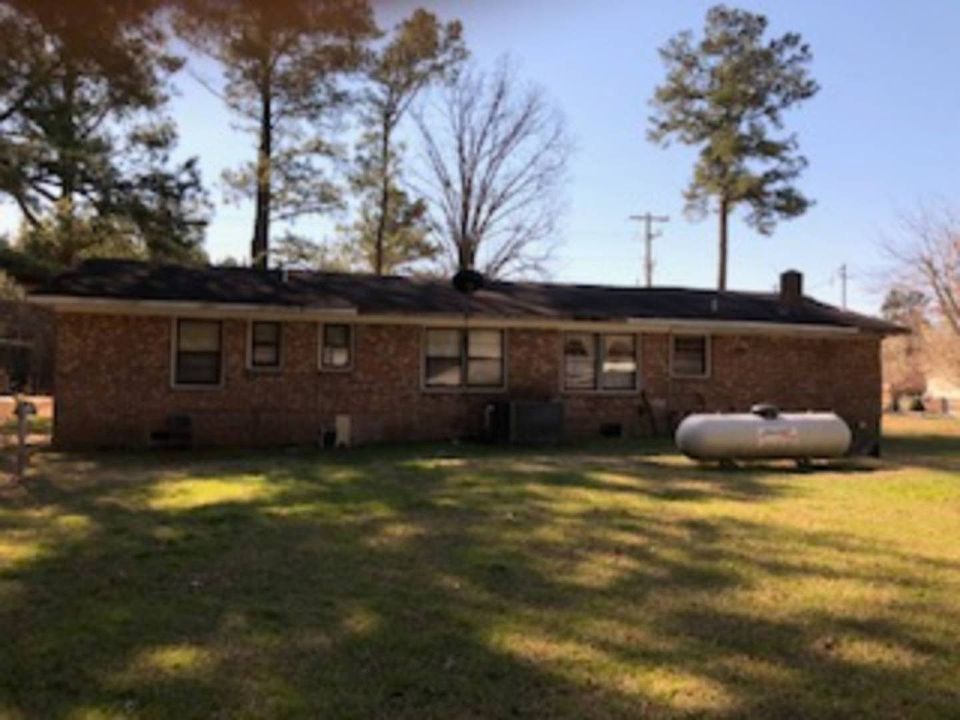 2nd image of 415 Cremo Rd