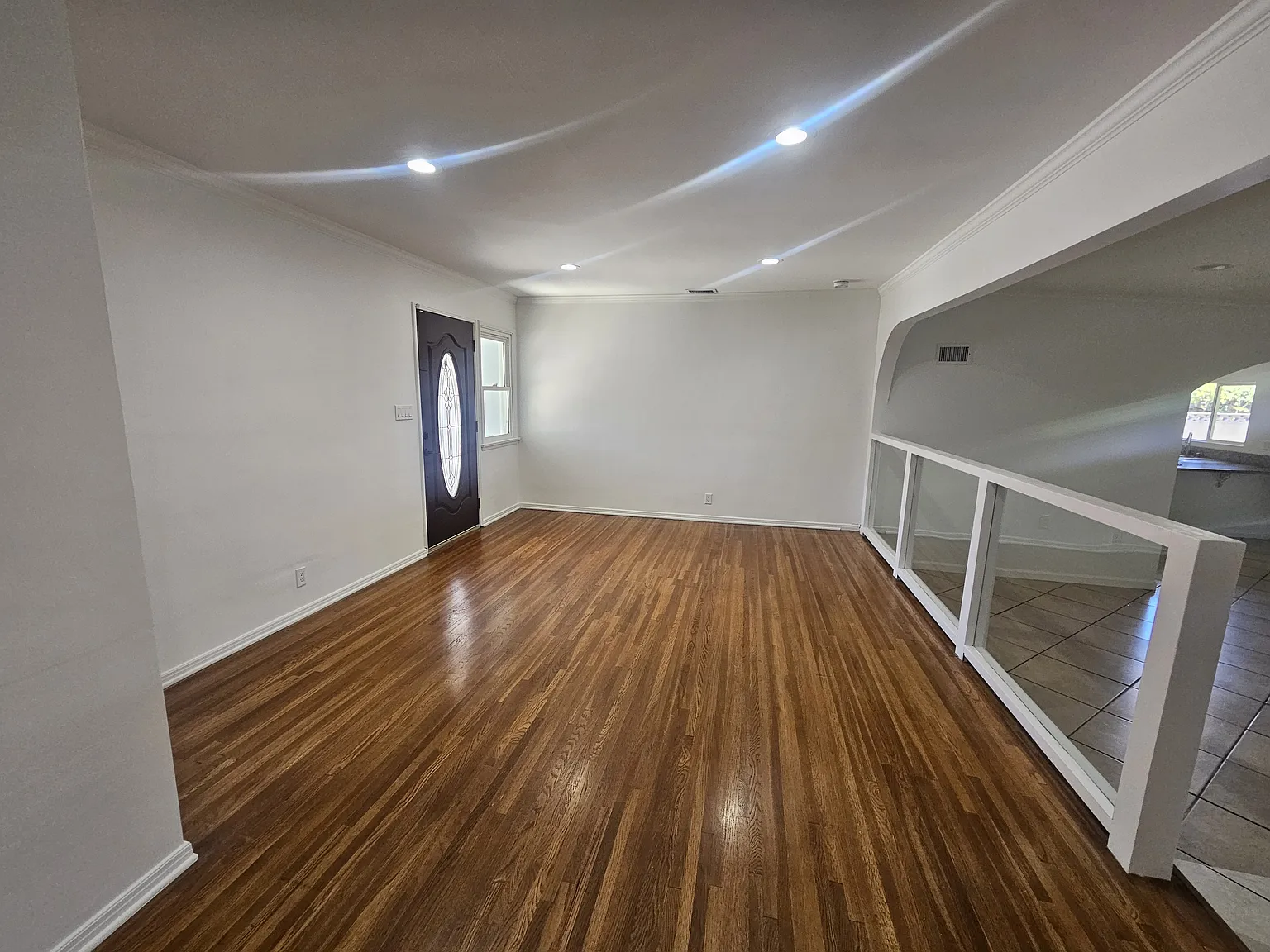3 bed, 1707 sqft, $4,200 — Photo 3