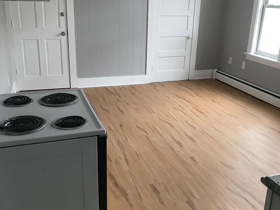 2nd image of 86 Hamilton St #11