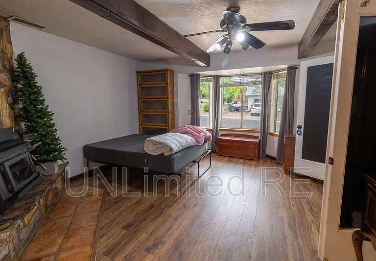 3565 N Manor Rd — Photo 15