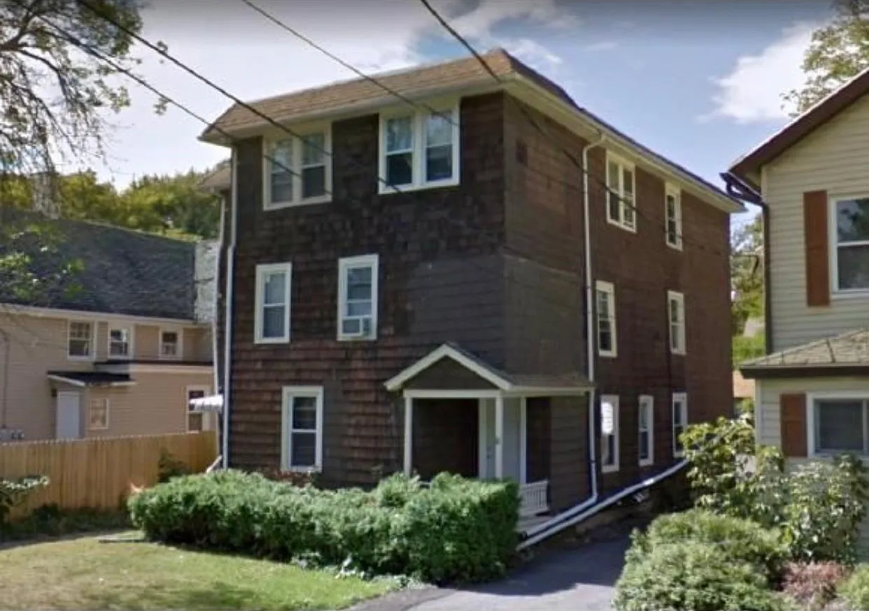61 Walnut St — Photo 1