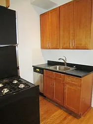 Rented by City Connections Realty