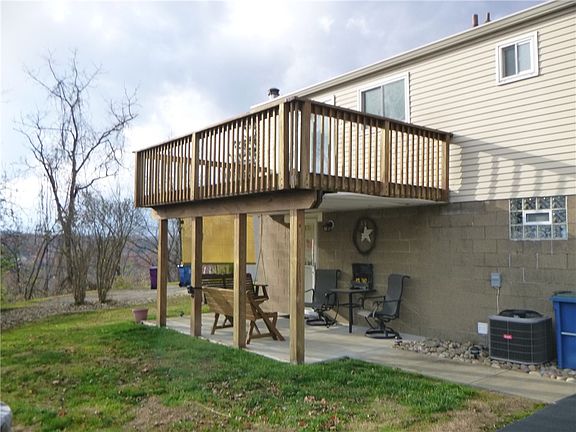 3rd image of 133 Pinto Dr